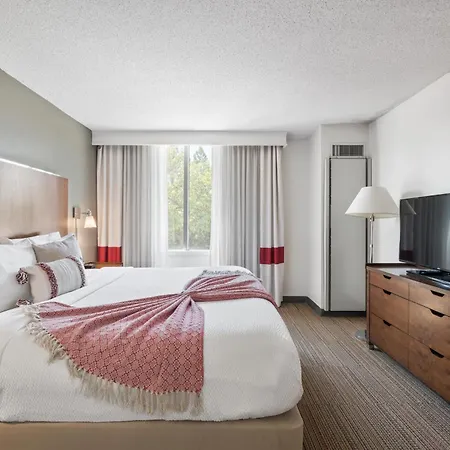 315 Loso Hotel Airport-3