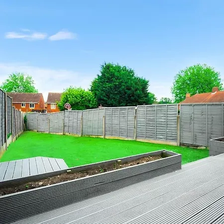 Witton Lodge 3 Bedroom House - Long Stay Offers-2
