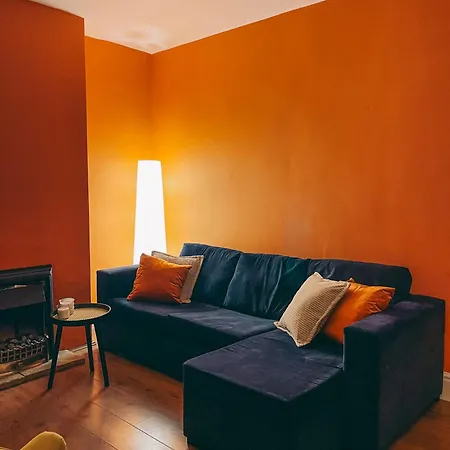 3 Bed House - Free Parking - 10 Minutes To City Centre - Perfect For Families, Contractors And Relocators-3