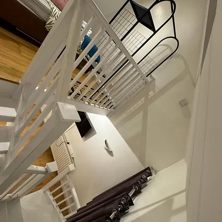 Cozy Rooms Near Central London-2
