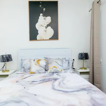 Adelaide Escape And Business-3Bath Full Kitchen Fast Wifi 3Tv-For Large Families And Group-2