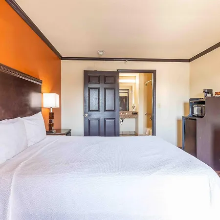 Days Inn By Wyndham Oklahoma City/Moore-2