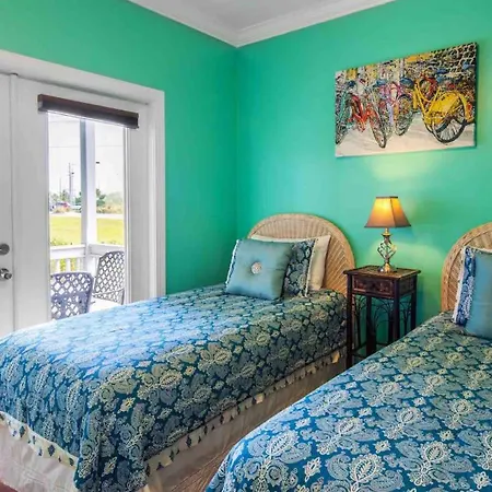 Octopus Garden By Last Key Realty-2