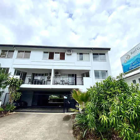 Reef Gateway Apartments-3