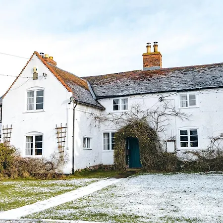 Ryton Grange Farmhouse To Sleep 12-3