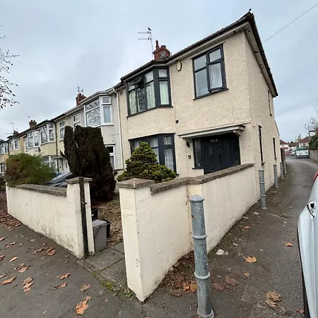 Shared House On Southmead-3