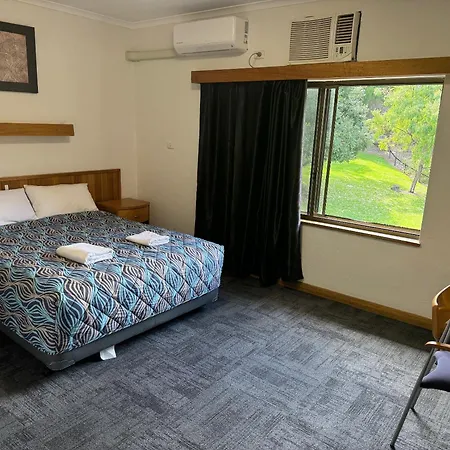 Tollgate Motel-3