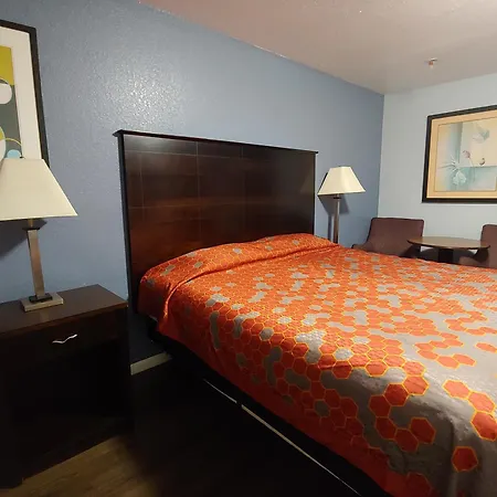 Brooks City Executive Inn-3