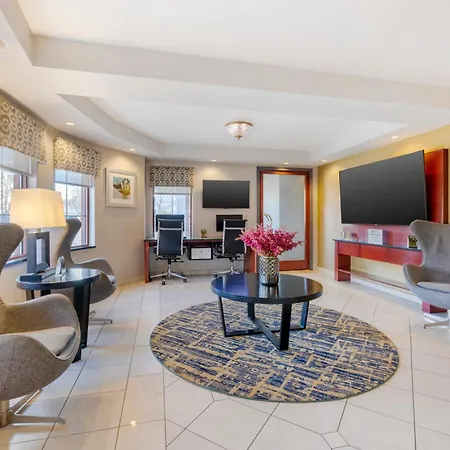 Best Western On The Avenue-2