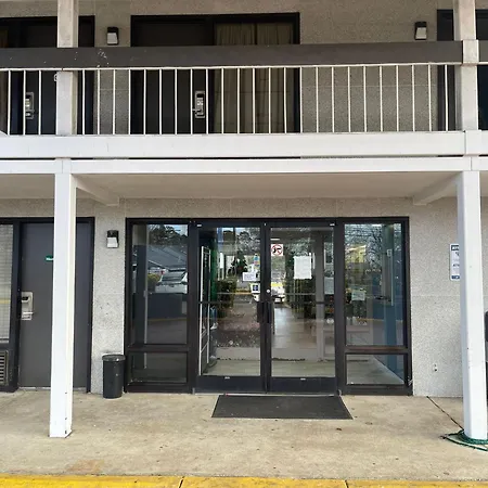 Brookwood Inn - Extended Stay-3