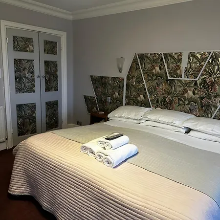 The White Lodge-3