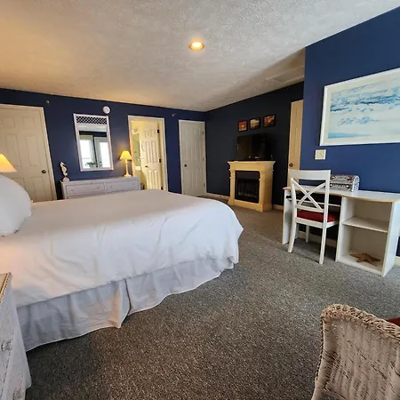 North Shore Inn Tc 306-3