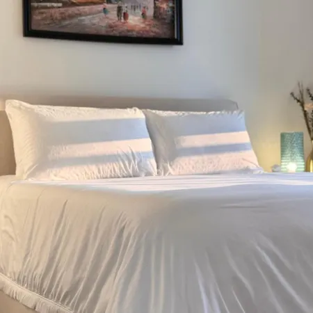Wallace Luxurious-2