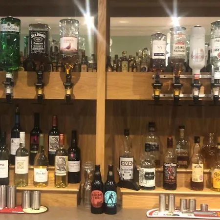 The Manor Inn Pub And Steakhouse, Fridaythorpe, Driffield-2