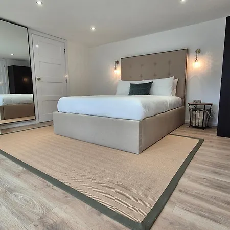 Hotel Cg London-3