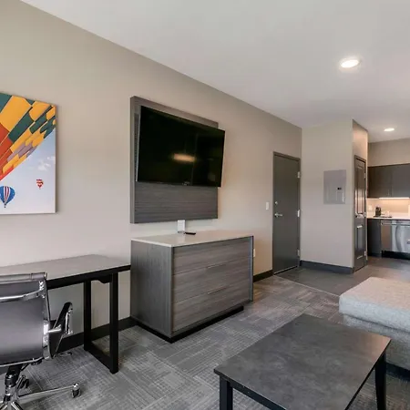 Best Western Plus Fillmore Inn & Suites-2