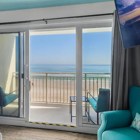 Ocean Front And Pool Front At Daytona Inn Beach Resort-2
