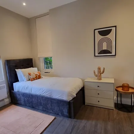 The Ivy Apartments-2