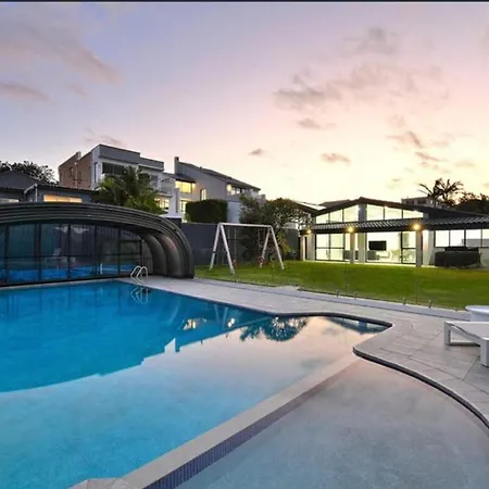 Amazing Ocean Villa Close To Natural Rock Pools-2