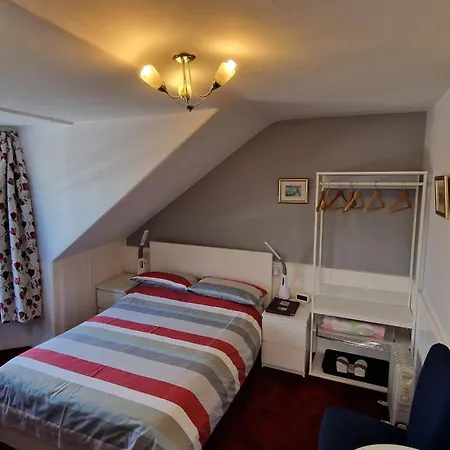 Mackenzie Guest House-2