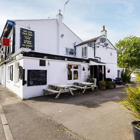 Old Oak Tree Inn-3