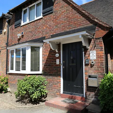Debden Guest House-3