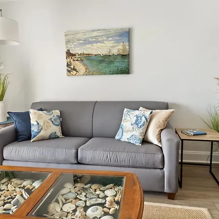 Oceanfront 2-Bedroom Condo At Marigot Beach-2