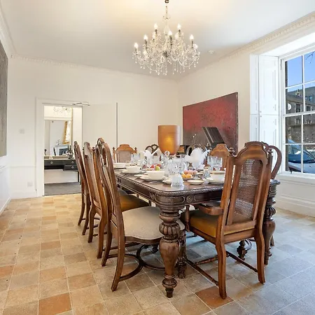 Silver Street Townhouse - Grampian Lettings-2