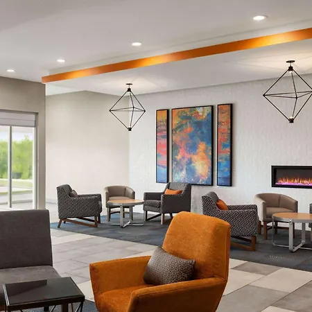La Quinta Inn & Suites By Wyndham Austin South-2