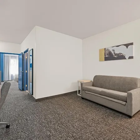 Spark By Hilton Homewood Birmingham-3