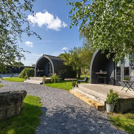 The Little Hide - Adult Only Camping Pods-3