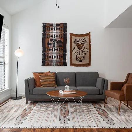 Heart Of Austin Hideaway-2