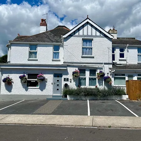 Bentley Lodge-2