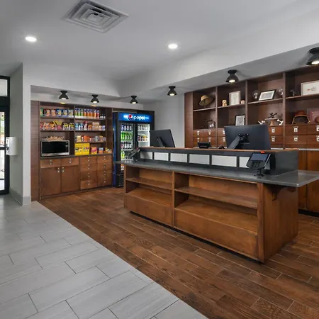 Four Points By Sheraton Kansas City Airport-2