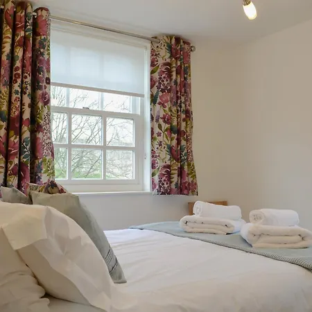 Baille Hill House-3
