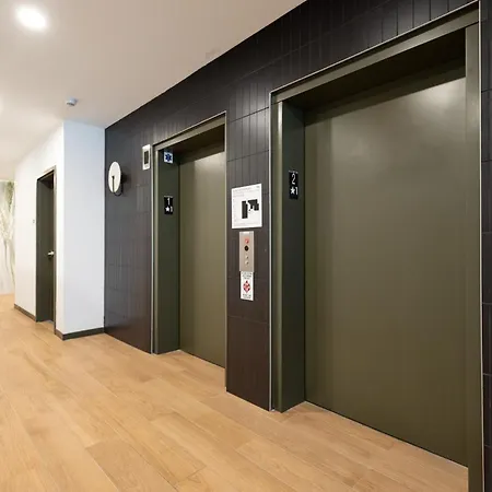 Westwood Penthouse 3 Bedroom 2 Bath W Gym, Balcony, Parking-3