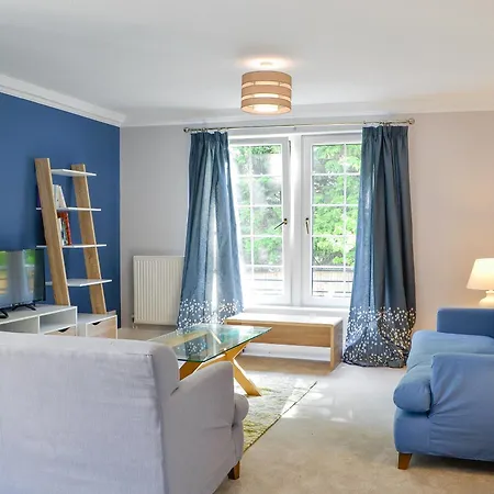 Powderhall Brae-3