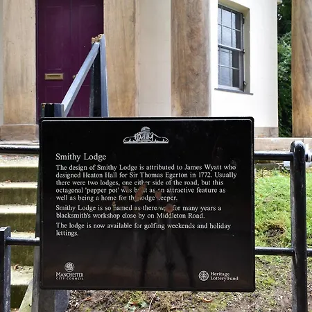 Smithy Lodge At Heaton Park-2