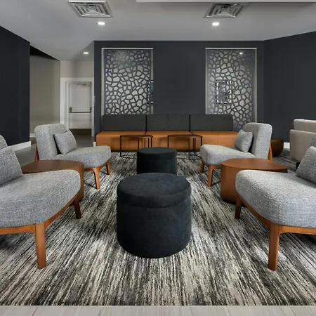 Four Points By Sheraton Kansas City Airport-3