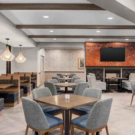 Doubletree By Hilton Phoenix Midtown-2