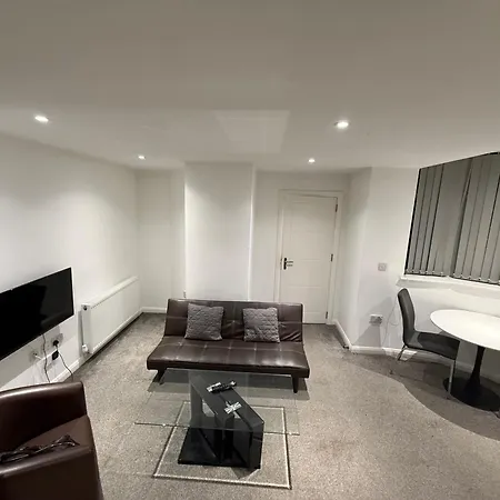 City Gate Apartments Manchester-2