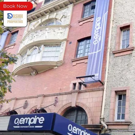 Two Bedroom Apartment By Dashh Properties Short Lets & Serviced Accommodation In Shepherds Bush With Free Wifi-3