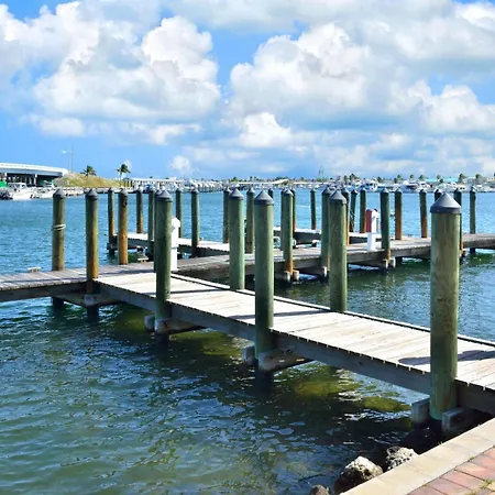 Seafarer'S Refuge-3