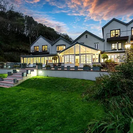 Waterwynch House-2