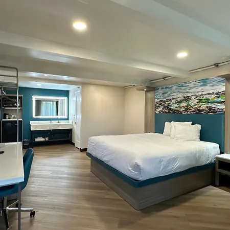 Costa Mesa Inn - Newport Beach Area-2