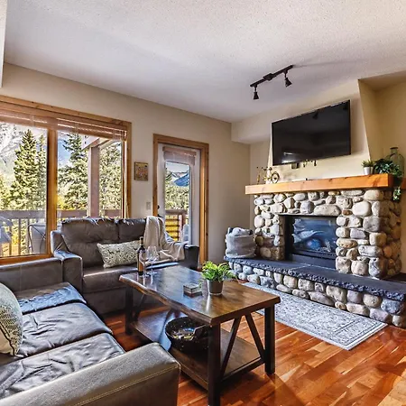 Creekside At Rundle Cliffs Lodge-3