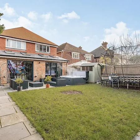 Vallance House-2