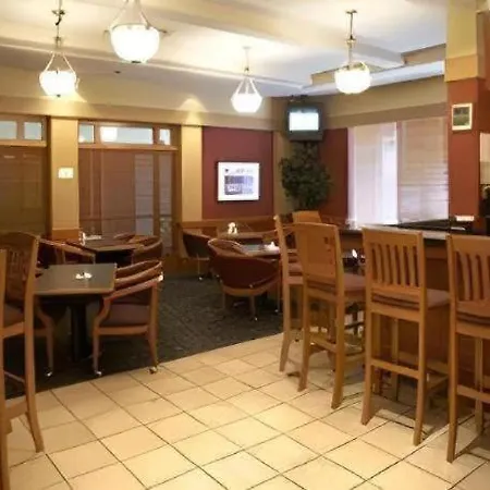 The Glenmore Inn & Convention Centre-2