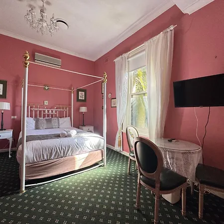 Toorak Manor Hotel Free Parking-3