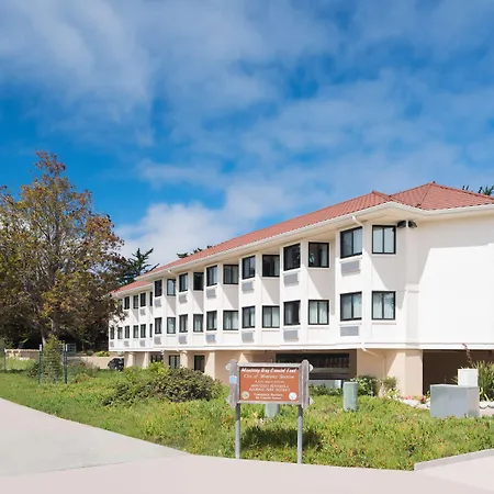 Hampton Inn Monterey-3